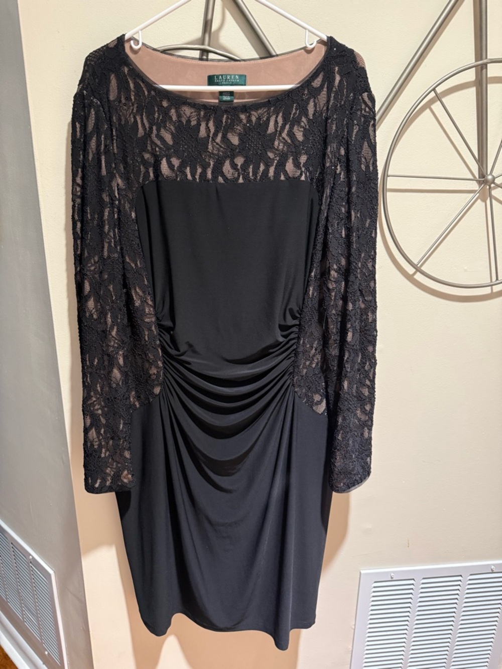 Lauren Ralph Lauren Black Lace-Trim Long Sleeve Cocktail Dress Fancy Size 18